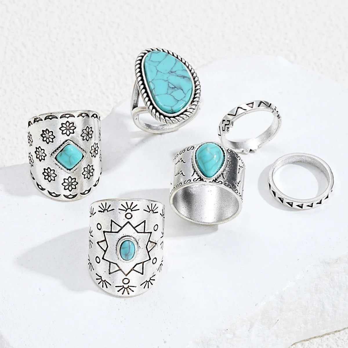 10pcs Trendy Western Style Rings Set for Women Men Vintage Turquoise Bull Head Lotus Sun Design Ring Daily Outfits Jewelry Gifts